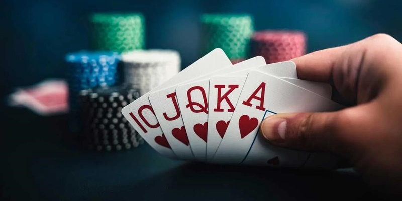 Tìm hiểu game bài đổi thưởng trí tuệ Poker là gì